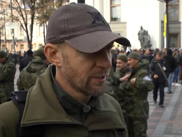 Верховну Раду охороняє більше 500 правоохоронців Верховну Раду охороняє більше 500 правоохоронців