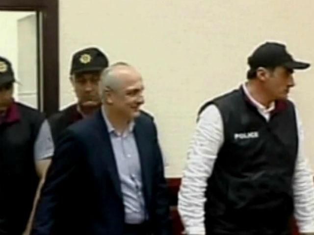 В Грузії екс-прем'єр-міністра засудили до 3 років в'язниці В Грузії екс-прем'єр-міністра засудили до 3 років в'язниці