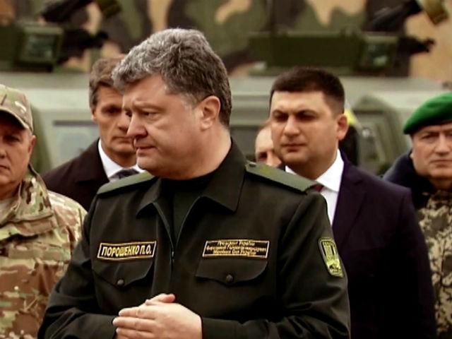 Порошенко пообещал не тянуть с подписанием антикоррупционных законов и закона о прокуратуре