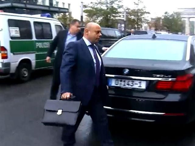 Сьогодні Україна може дізнатися ціну, за якою купуватиме газ в Росії Сьогодні Україна може дізнатися ціну, за якою купуватиме газ в Росії