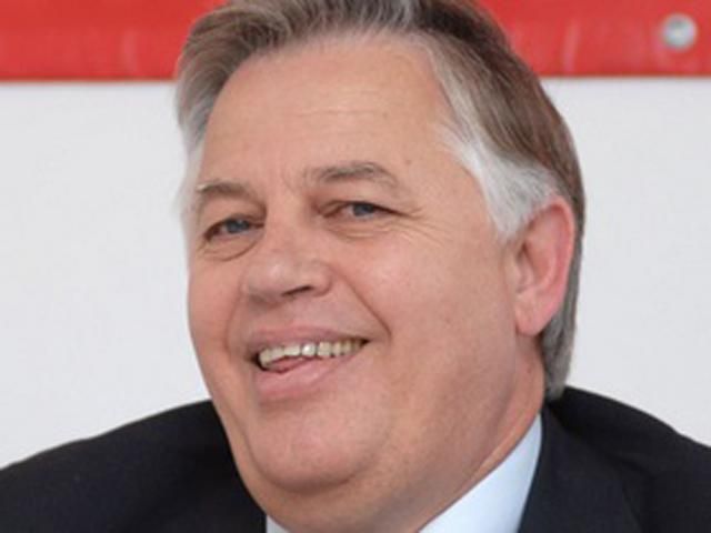 Суд в очередной раз перенес слушание по запрету Компартии Суд в очередной раз перенес слушание по запрету Компартии