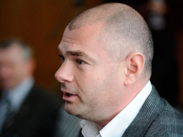 Палица подозревает, что Курченко ворует арестованную нефть с НПЗ Палица подозревает, что Курченко ворует арестованную нефть с НПЗ