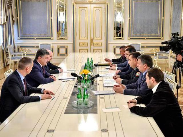 Порошенко проводит совещание с силовиками - 22 октября 2014 - Телеканал новин 24 Порошенко проводит совещание с силовиками - 22 октября 2014 - Телеканал новин 24