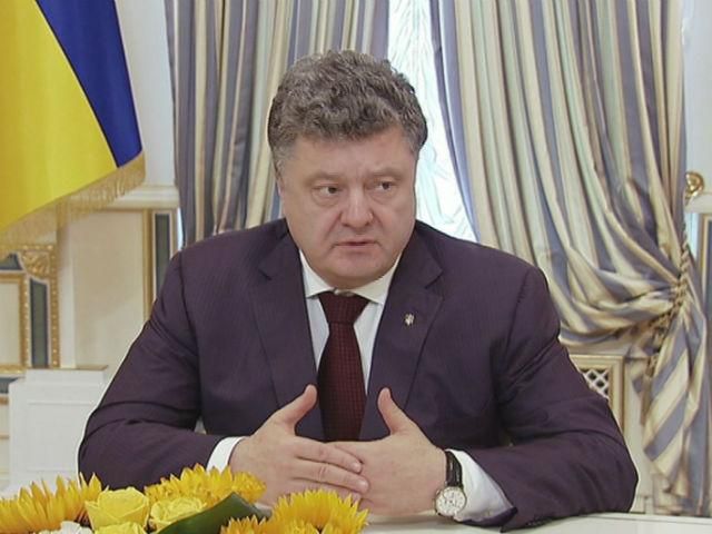 Порошенко приказал ускорить люстрацию Порошенко приказал ускорить люстрацию