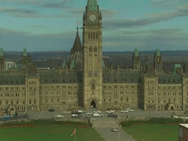 Біля парламенту Канади сталася стрілянина
