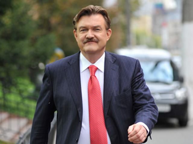 Телеведущего Евгения Киселева депортируют из Украины, — источник Телеведущего Евгения Киселева депортируют из Украины, — источник