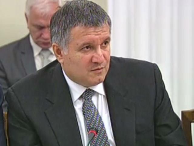 Все органы ЦИК на Донбассе будут под усиленной охраной, — Аваков Все органы ЦИК на Донбассе будут под усиленной охраной, — Аваков