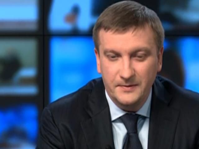 Близько 10 тисяч військових у зоні АТО зможуть проголосувати, — Петренко Близько 10 тисяч військових у зоні АТО зможуть проголосувати, — Петренко