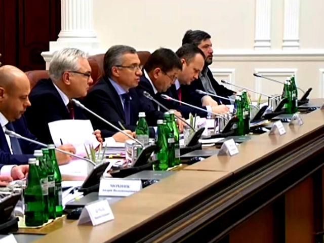 Бійцям АТО підвищать зарплати, на це виділили 240 млн гривень, — Шлапак Бійцям АТО підвищать зарплати, на це виділили 240 млн гривень, — Шлапак