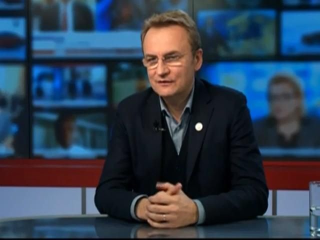 Треба зменшити кількість депутатів в міськрадах в 3 рази, — Садовий Треба зменшити кількість депутатів в міськрадах в 3 рази, — Садовий