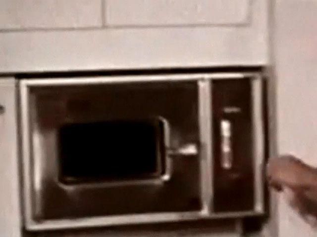 День в історії. 59 років тому випустили першу мікрохвильовку День в історії. 59 років тому випустили першу мікрохвильовку