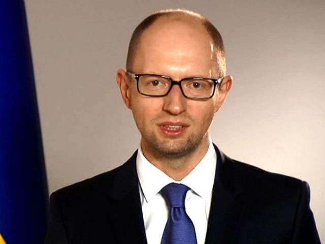 Яценюк закликав прийти на вибори (Відеозвернення) Яценюк закликав прийти на вибори (Відеозвернення)