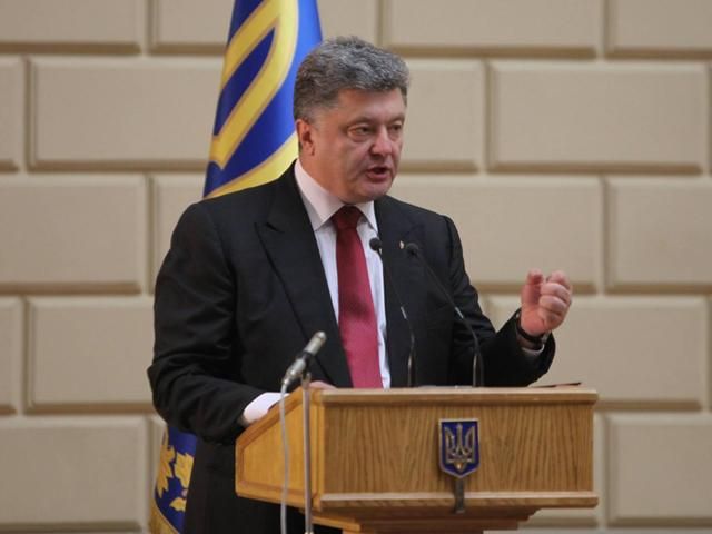 Мокрое не горит, - Порошенко объяснил, почему распустил Раду Мокрое не горит, - Порошенко объяснил, почему распустил Раду