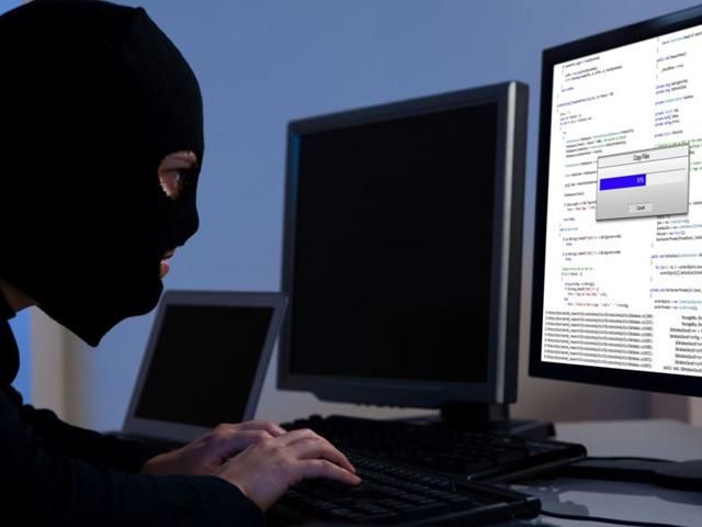 Відповідальність за атаку сайту ЦВК на себе взяв "КіберБеркут"