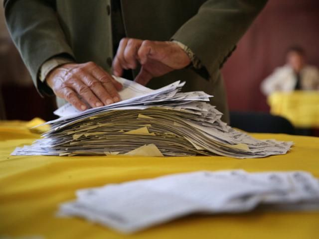 За границей открылась треть избирательных участков, — МИД Украины