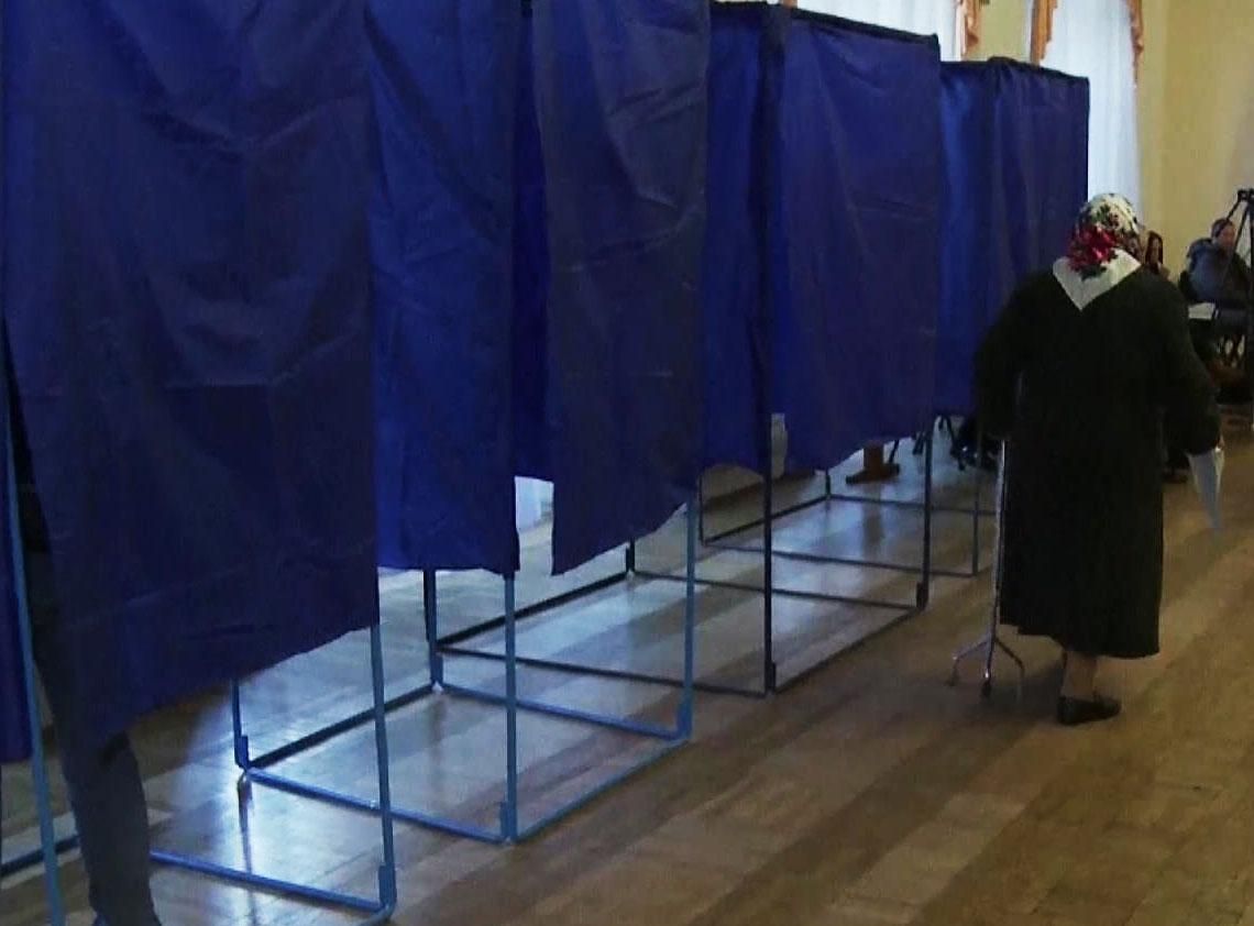 В Україні тривають вибори до Верховної Ради (Відео)