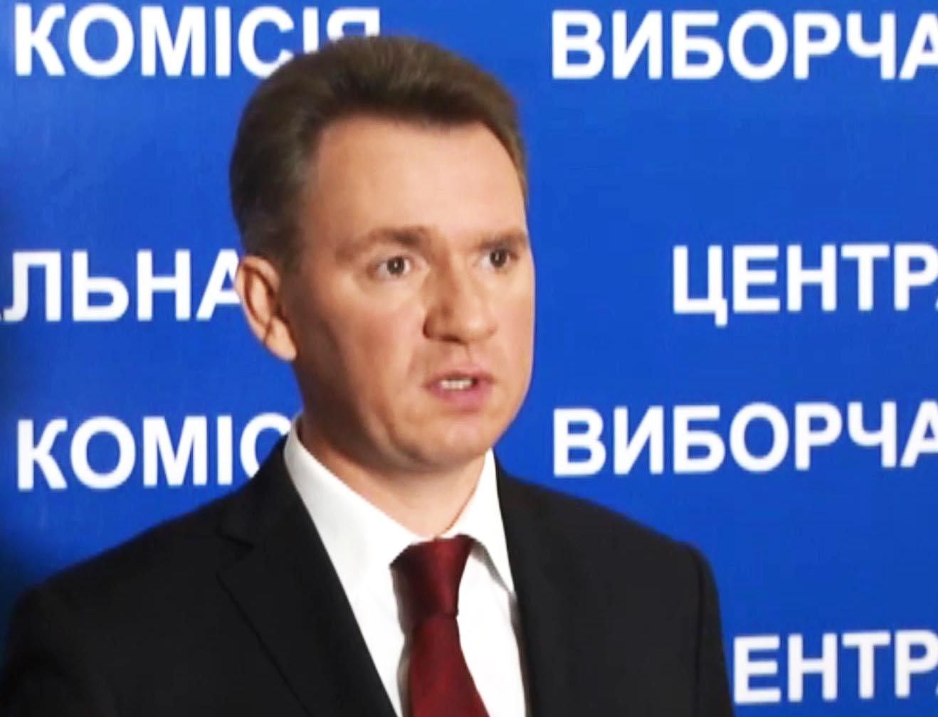 В Артемівську члени виборчої комісії зіпсували усі бюлетені, — ЦВК В Артемівську члени виборчої комісії зіпсували усі бюлетені, — ЦВК