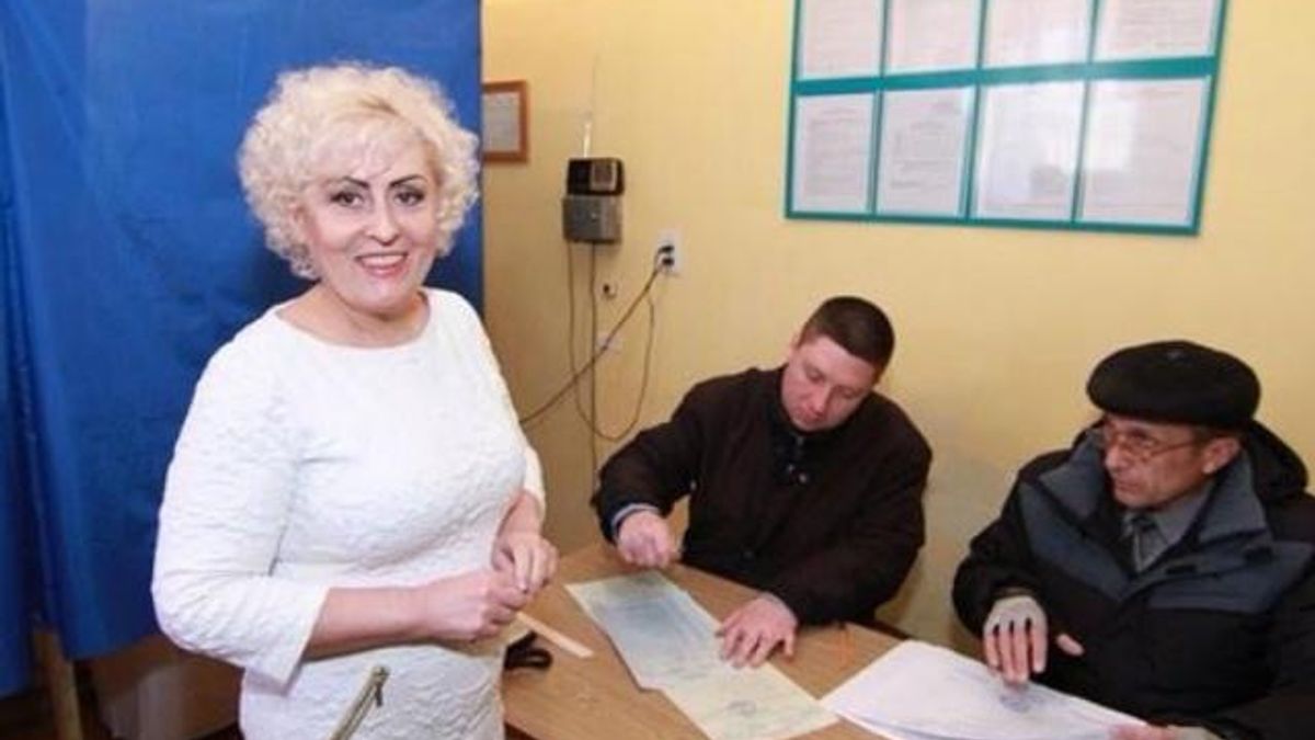 Неля Штепа проголосовала в СИЗО (Фото) Неля Штепа проголосовала в СИЗО (Фото)