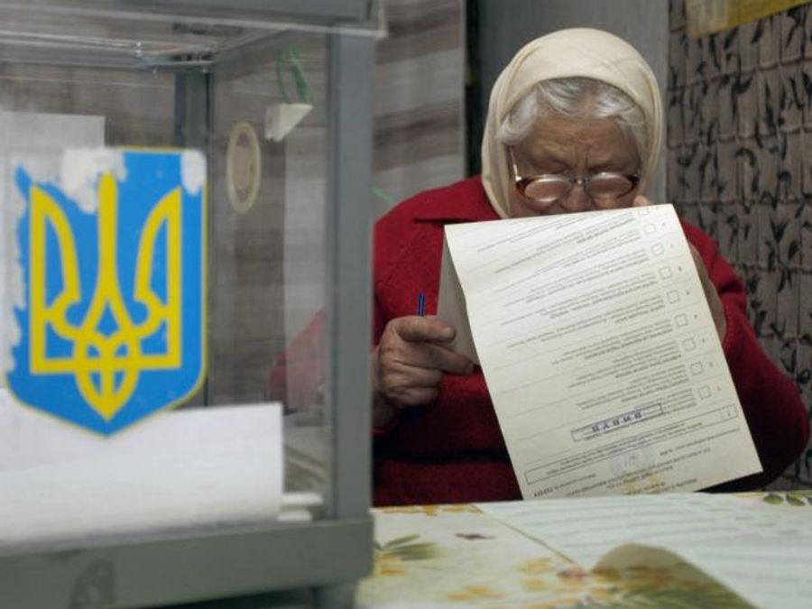На спецдільницях вже проголосували 62% виборців На спецдільницях вже проголосували 62% виборців