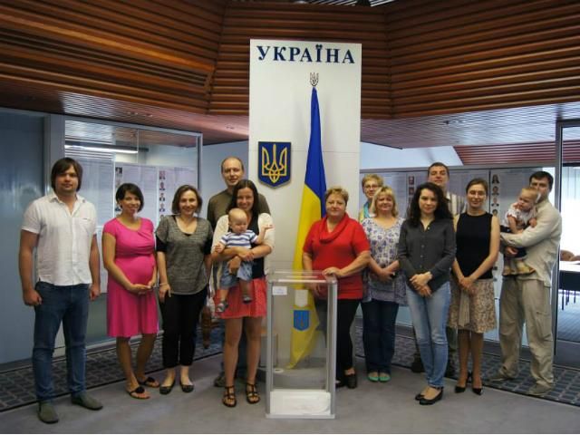 Голосування завершилось на 7 закордонних дільницях, — МЗС Голосування завершилось на 7 закордонних дільницях, — МЗС