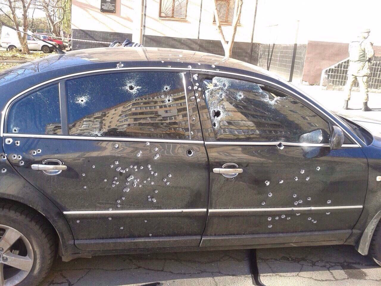 У Кривому Розі розстріляли авто (Фото, Відео)