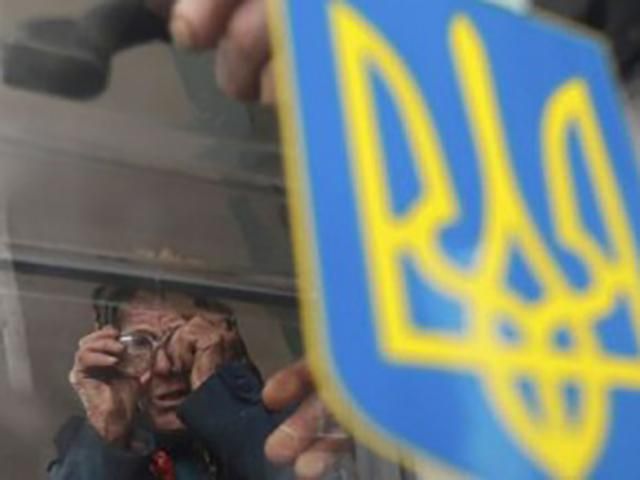 Невідомий в Маріуполі розпилив газ на виборчій дільниці Невідомий в Маріуполі розпилив газ на виборчій дільниці