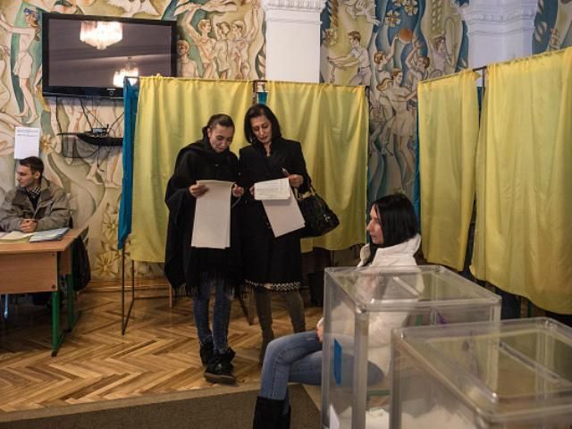 ЦВК опрацювала понад 40% протоколів. Попередньо в Раду проходять 6 партій ЦВК опрацювала понад 40% протоколів. Попередньо в Раду проходять 6 партій