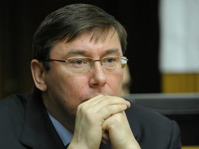 Блок Порошенка має намір позбавити високопосадовців недоторканності Блок Порошенка має намір позбавити високопосадовців недоторканності