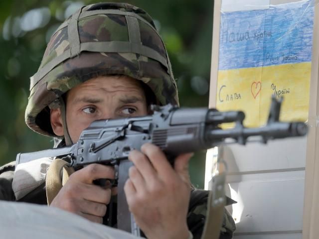 Ситуация на блокпосту возле Смелого остается непростой, — СНБО Ситуация на блокпосту возле Смелого остается непростой, — СНБО