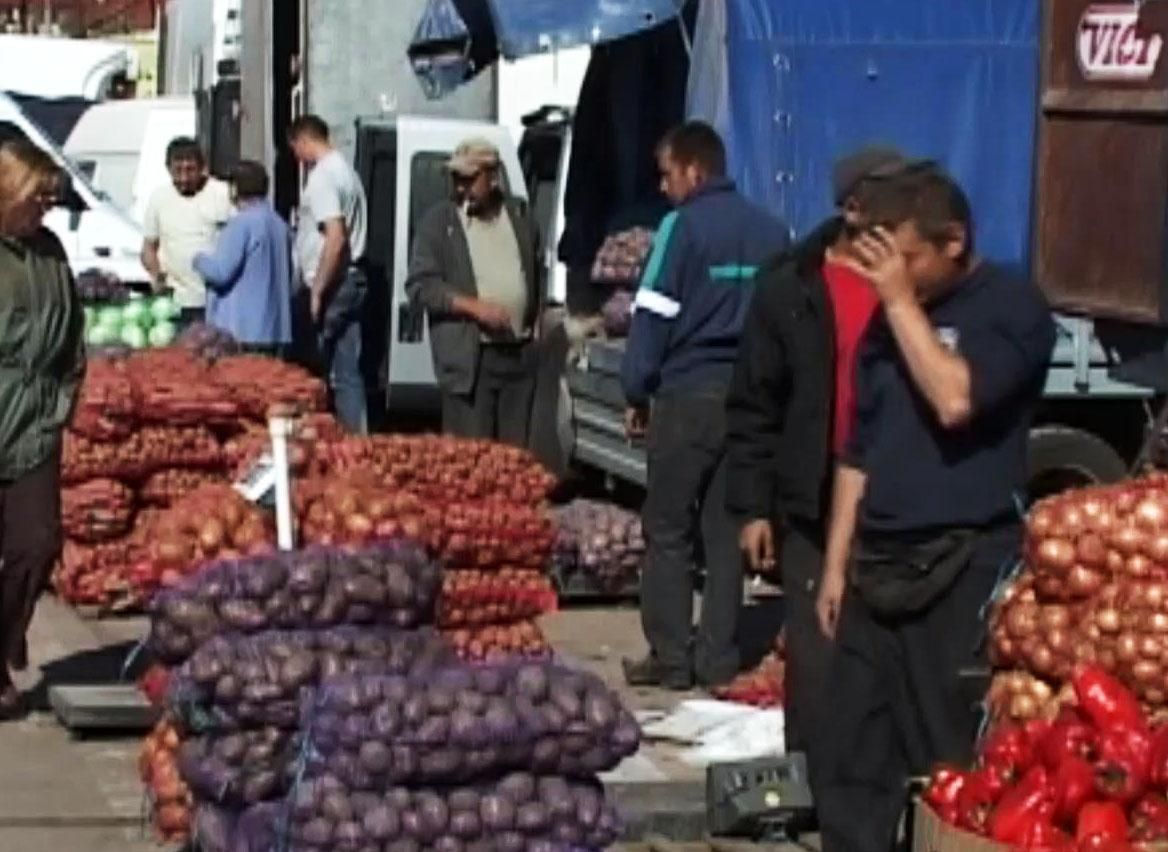 Россия ударила по производителям овощей и фруктов