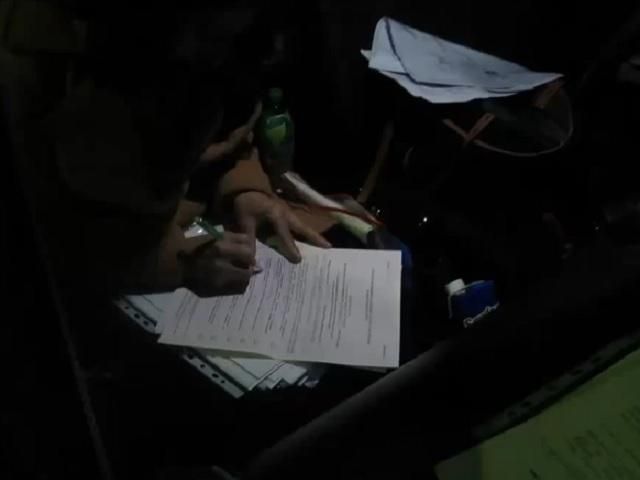 На 49-ій донецькій ОВК — фальсифікація і перепис протоколів, — кандидат (Відео) На 49-ій донецькій ОВК — фальсифікація і перепис протоколів, — кандидат (Відео)