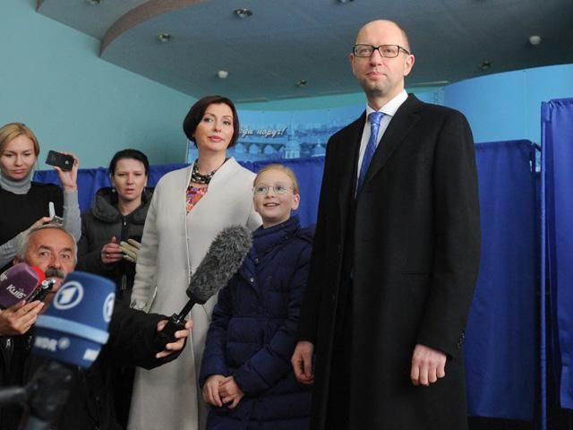 Яценюк закликав Ляшка та Тимошенко взяти участь у коаліційних перемовинах