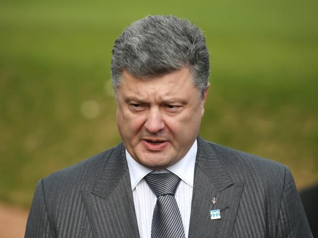 Порошенко говорит, что его фракция получит более 130 нардепов Порошенко говорит, что его фракция получит более 130 нардепов