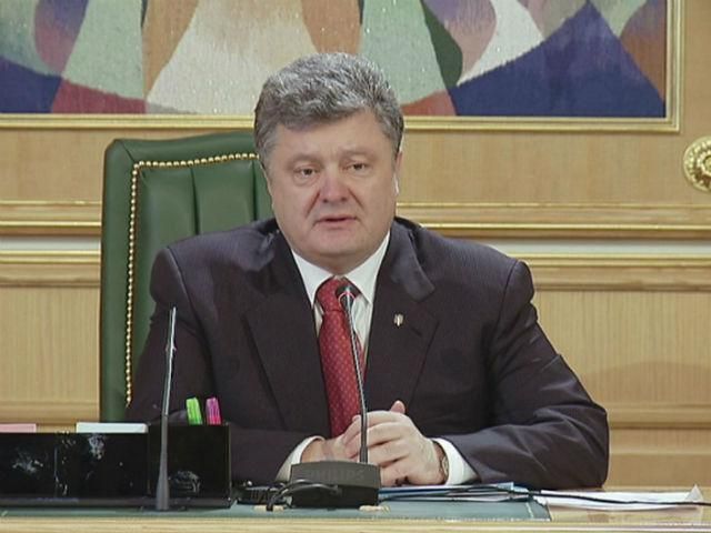 Мені не потрібен суд, лояльний до президента, — Порошенко Мені не потрібен суд, лояльний до президента, — Порошенко