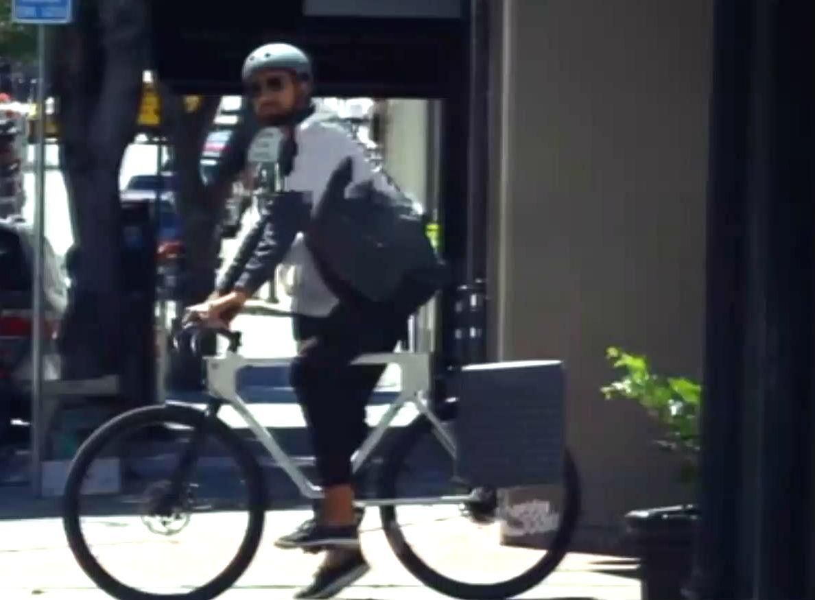 Google запустила власний фітнес-сервіс, Motorola представила потужний смартфон Google запустила власний фітнес-сервіс, Motorola представила потужний смартфон