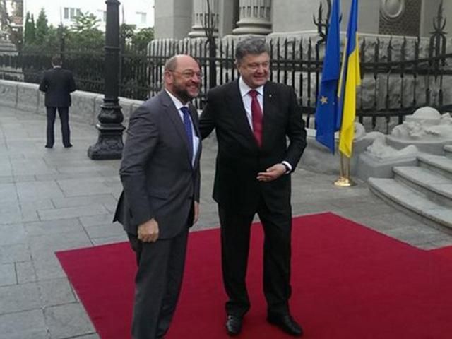 Президент Європарламенту привітав Порошенка з успішним проведенням виборів