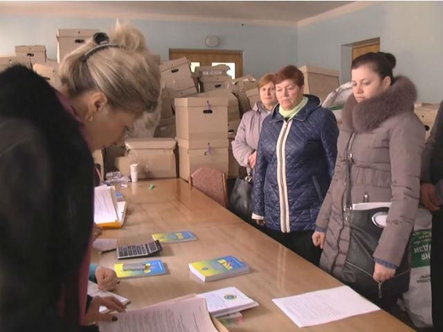 ОИК в Житомирской области отстает в подсчете голосов