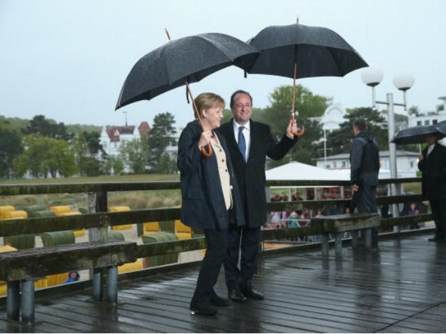 Меркель і Олланд проти "виборів" у "ДНР-ЛНР" Меркель і Олланд проти "виборів" у "ДНР-ЛНР"