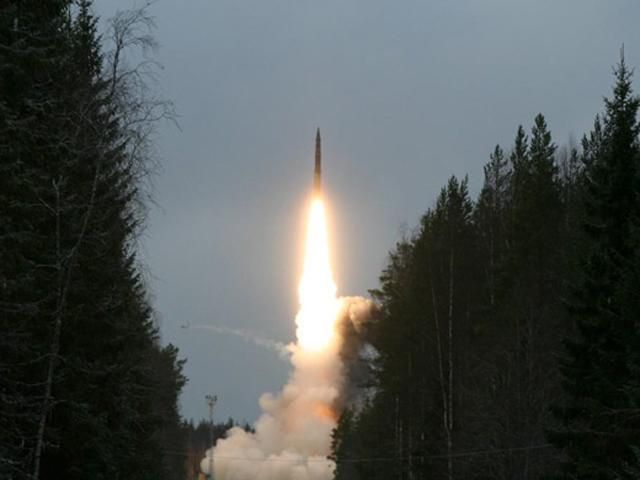 Россия запустила "Тополь-М" (Фото. Видео) Россия запустила "Тополь-М" (Фото. Видео)