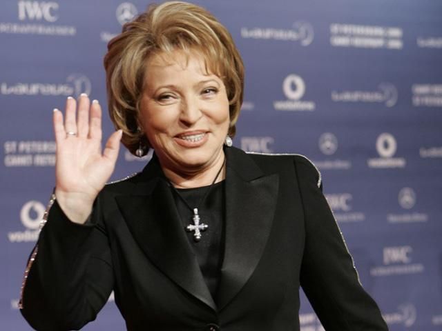 Спикер Госдумы РФ говорит, что "киевские СМИ зомбируют собственных граждан" Спикер Госдумы РФ говорит, что "киевские СМИ зомбируют собственных граждан"