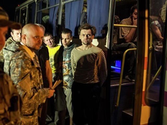 З  полону звільнено 25 українських бійців, — Порошенко