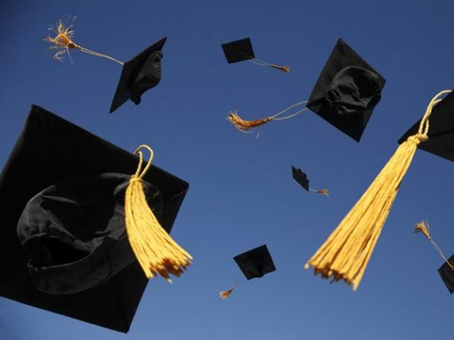 Из Донецкой и Луганской областей переехало уже девять университетов Из Донецкой и Луганской областей переехало уже девять университетов