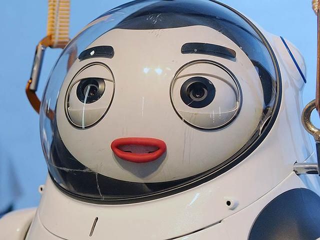 В одном из супермаркетов США появились роботы-консультанты В одном из супермаркетов США появились роботы-консультанты