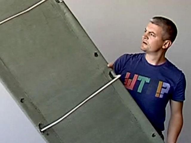 Черкаський винахідник змайстрував ліжко-трансформер для бійців АТО (Відео)