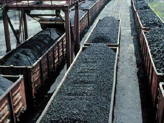 Через бойові дії на сході Україна втратила 12 млн тонн вугілля