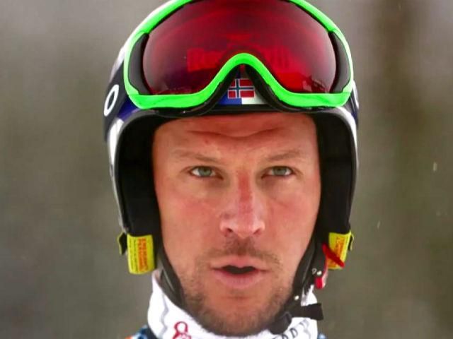 Oakley представила новітню маску для лижників, яка підвищує контрастність зображення Oakley представила новітню маску для лижників, яка підвищує контрастність зображення