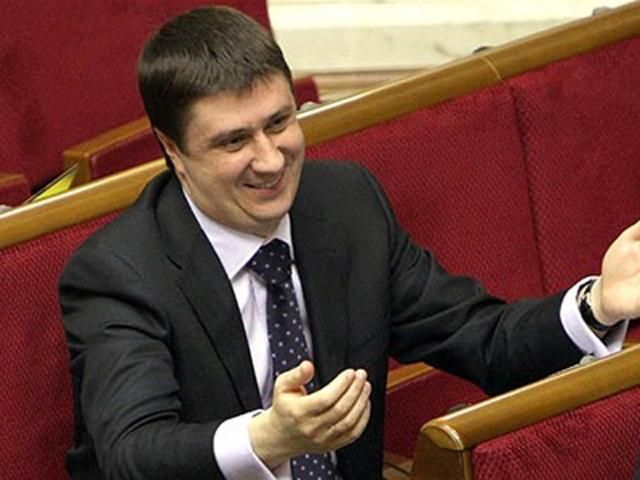 Кириленко говорит, что "НФ" готов к обсуждению кандидатуры нового главы МВД