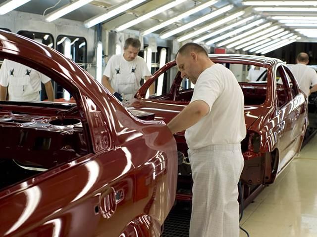 Продажи легковых авто продемонстрировали худший октябрьский результат за 14 лет Продажи легковых авто продемонстрировали худший октябрьский результат за 14 лет