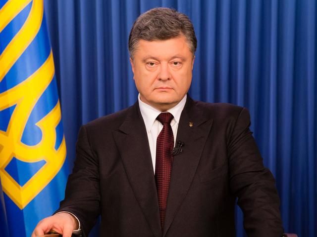 Порошенко переконує, що наступи на Маріуполь та Бердянськ будуть перекриті