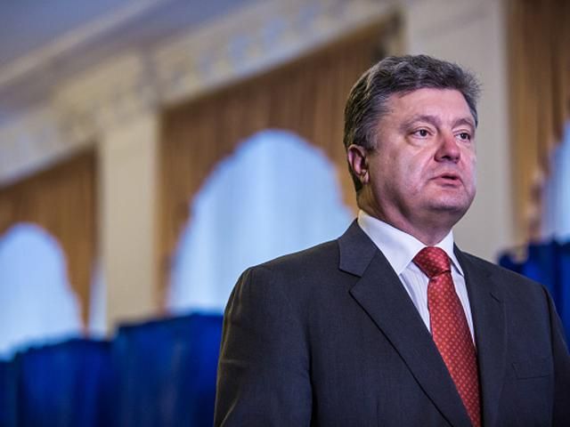 Порошенко доручить РНБО відправити гумдопомогу на Донбас